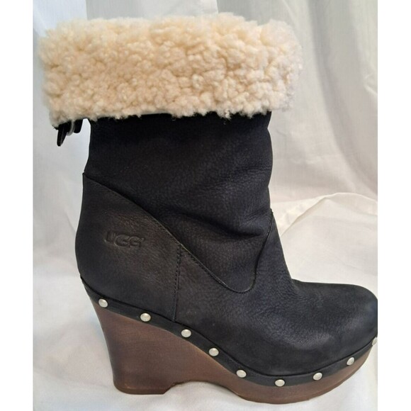 UGG Womans 7 Carnegie Leather Shearling Fur Lined Clog Boots Wood Heel Platform - Picture 1 of 13